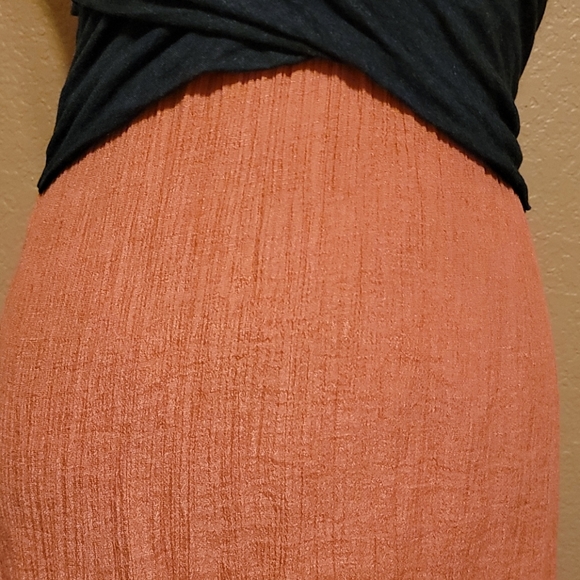 AMADI dress - Picture 4 of 7